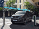 Freedom Auto Aanpassingen Peugeot Traveller rolstoelbus