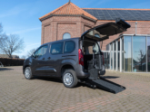Opel Combo Rolstoelauto met XXL bodemverlaging van Freedom Auto Aanpassingen