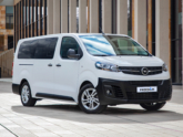 Opel Vivaro rolstoelbus van Freedom Auto Aanpassingen voorkant